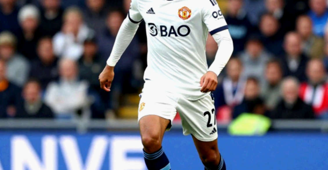 Manchester United và 6,5 km bị bỏ lại: Khi những bước chạy không kể hết câu chuyện
