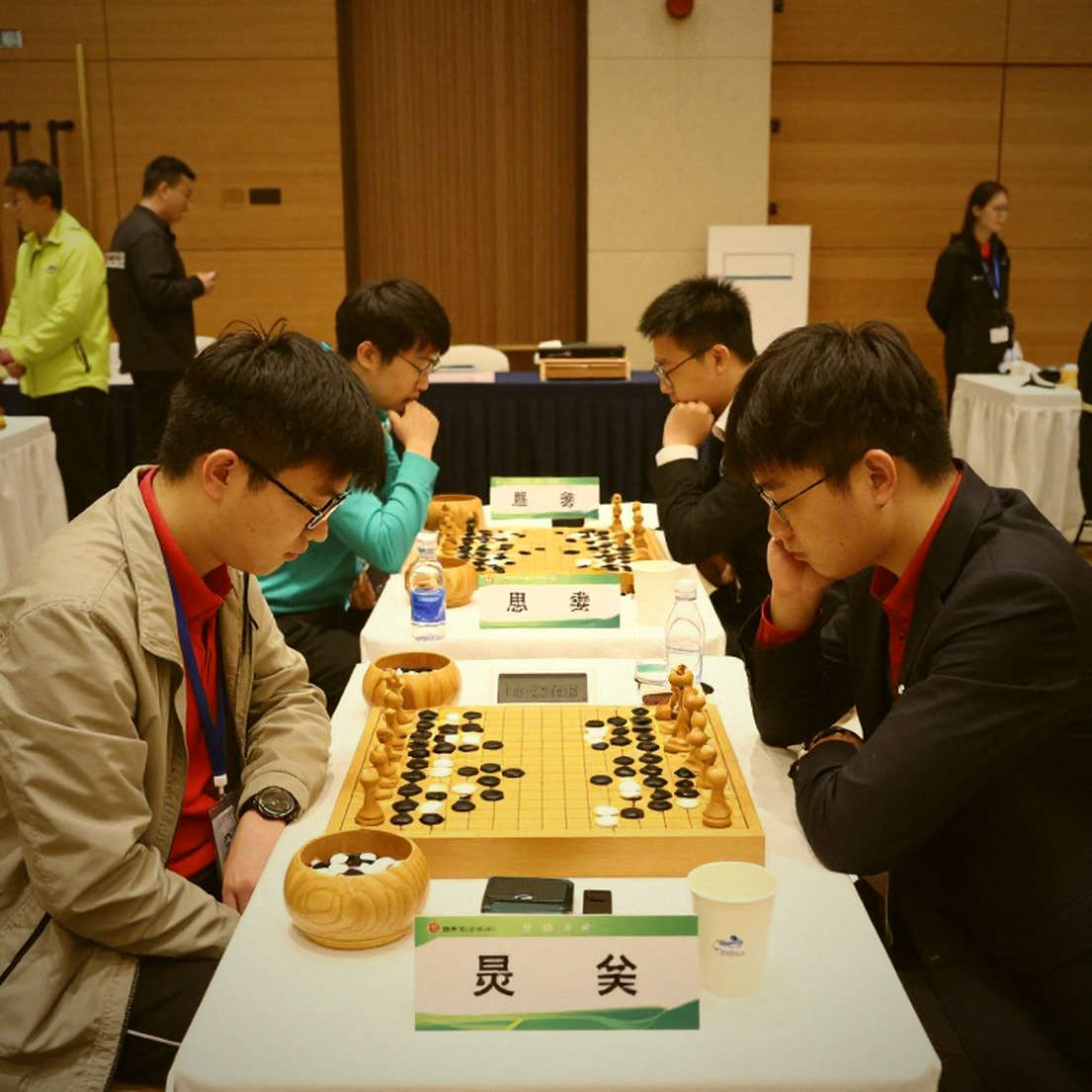 Gukesh ngồi bàn 4, Humpy dẫn đội nữ Ấn Độ: Đọc chiến lược xếp bàn tại Chess Olympiad